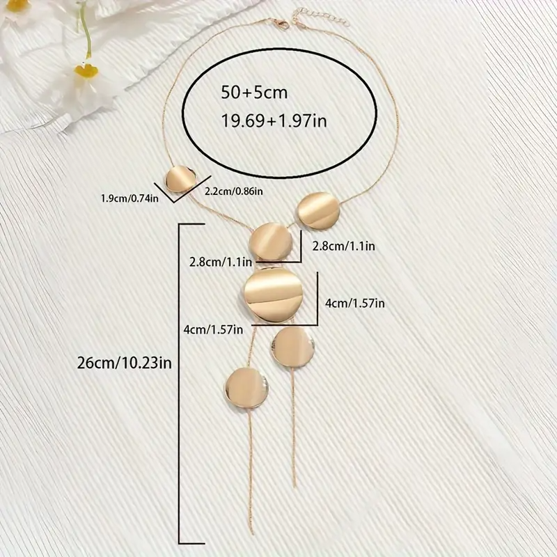 Stylish And Elegant Round Necklace