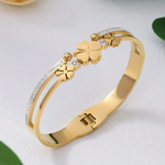 Flower bracelet