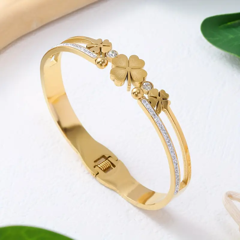 Flower bracelet